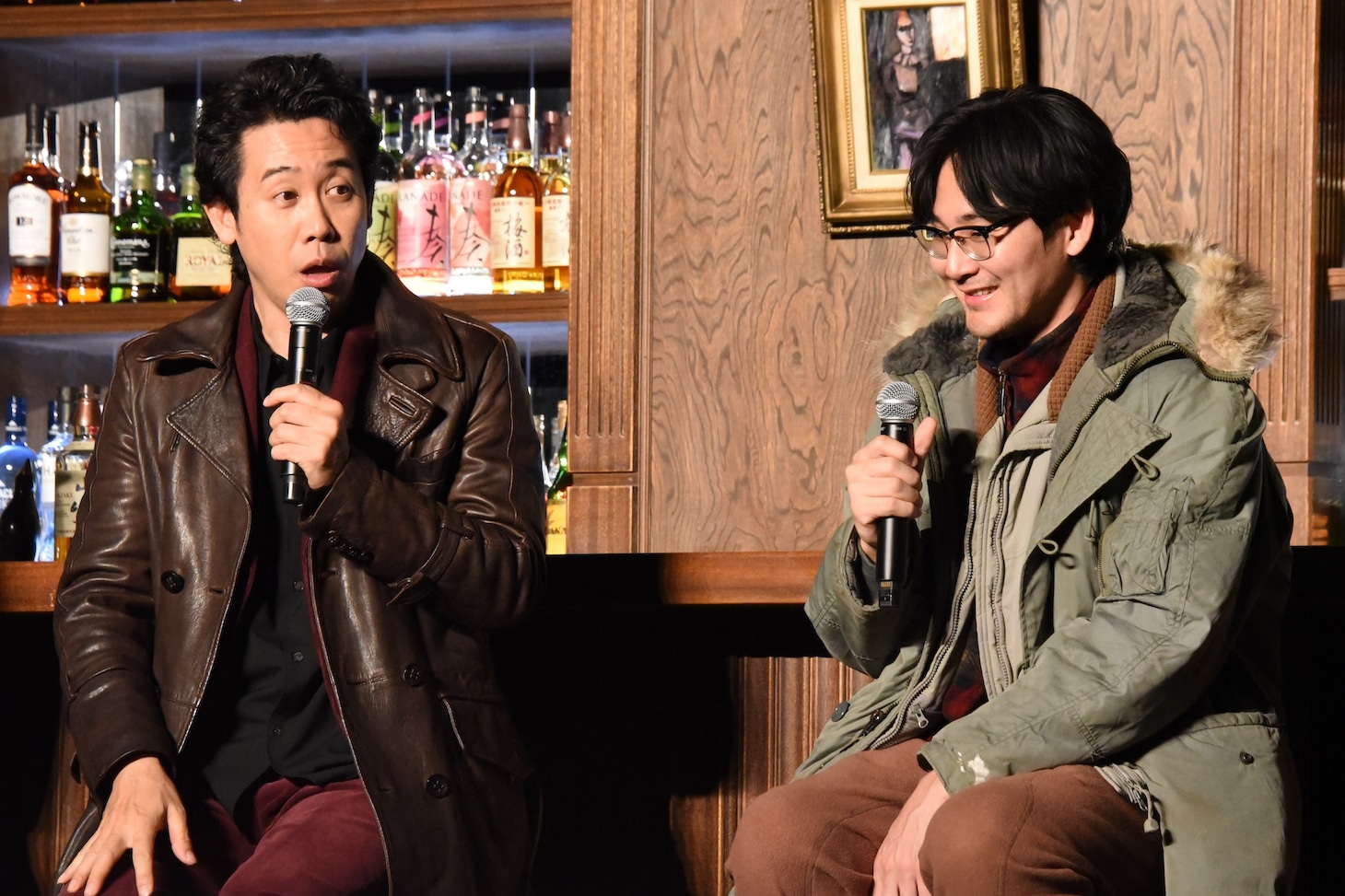 左から大泉洋、松田龍平