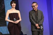 Netflixシリーズ「九条の大罪」配信直前イベントにて、左から池田エライザ、土井裕泰