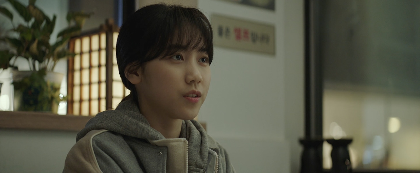 韓国映画「大丈夫、大丈夫、大丈夫！」より、イ・レ演じるイニョン