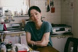 映画「トロフィー」より、市川実和子演じるソヒの母・ミリョン