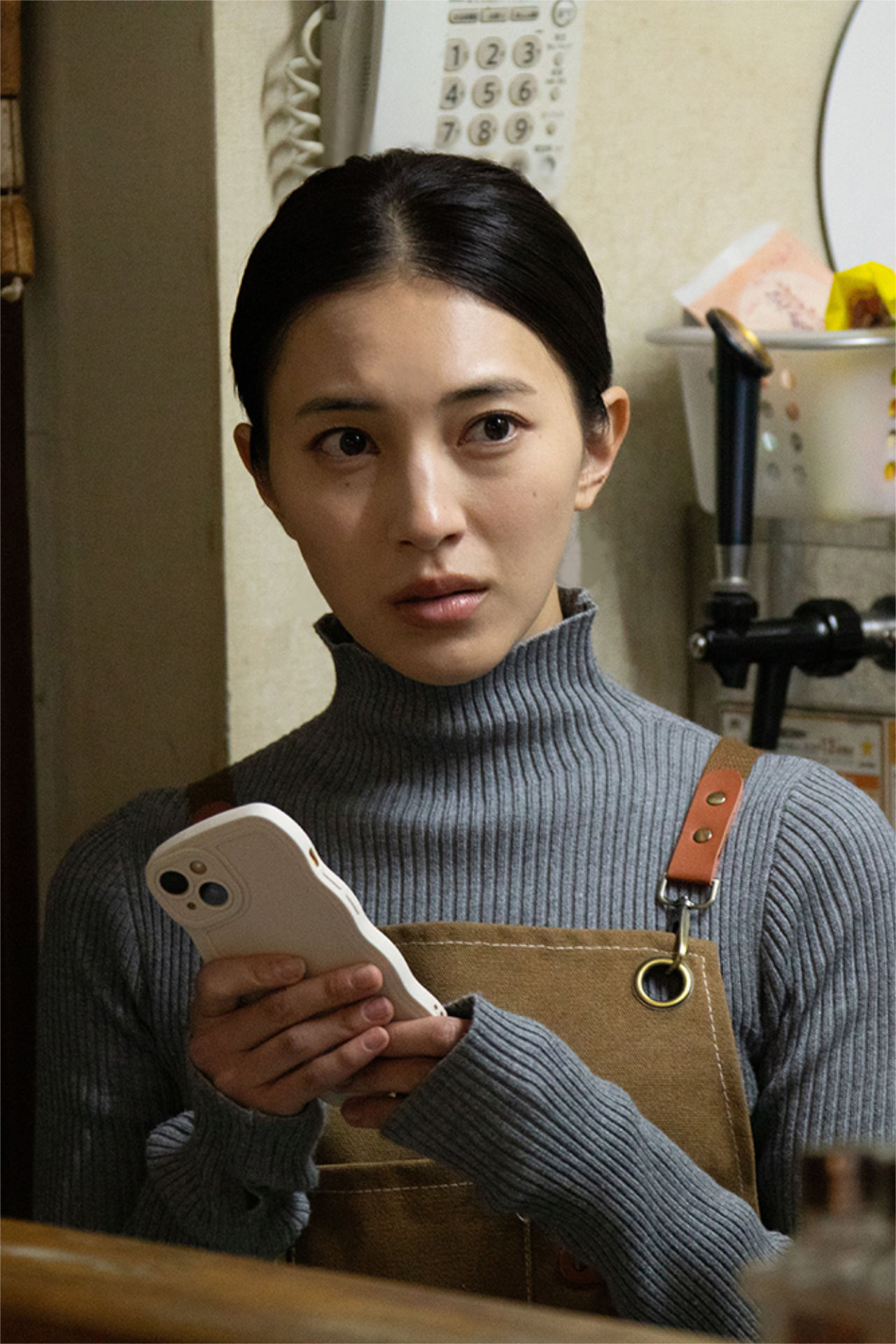 映画「祝山」より、久保田紗友演じる若尾木綿子