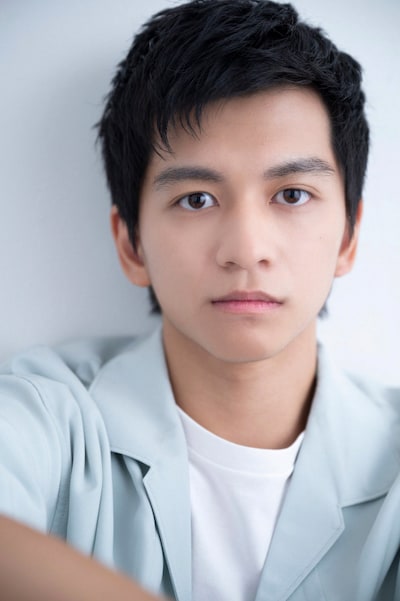 ドラマ10「コンビニ兄弟 テンダネス門司港こがね村店」で野宮祐樹を演じる田中偉登