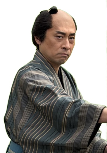 善治役の井之上チャル