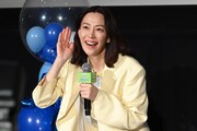 子供たちの声を聞く木村佳乃