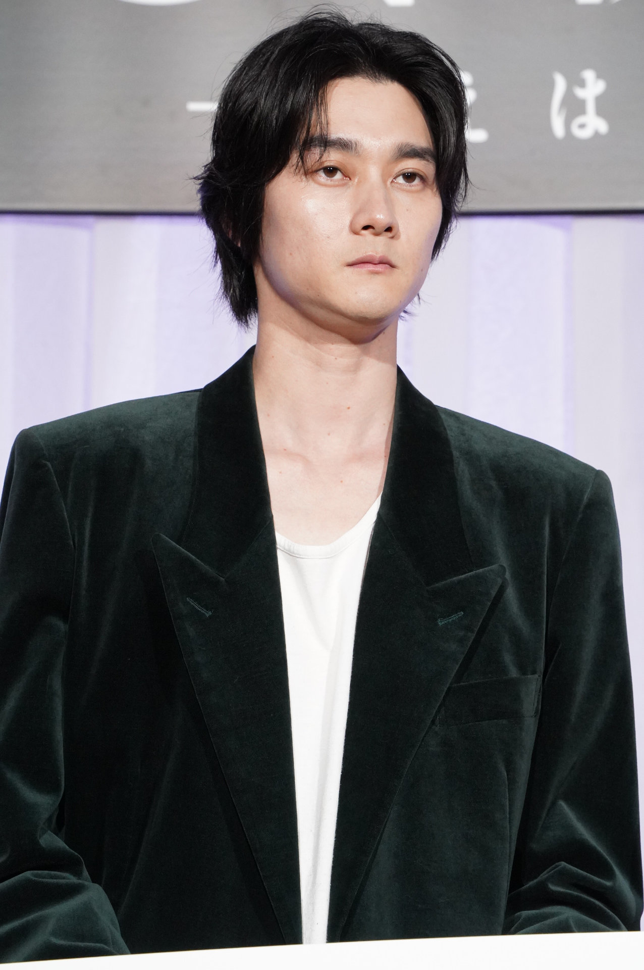 「月夜行路 －答えは名作の中に－」制作発表会見に出席した栁俊太郎