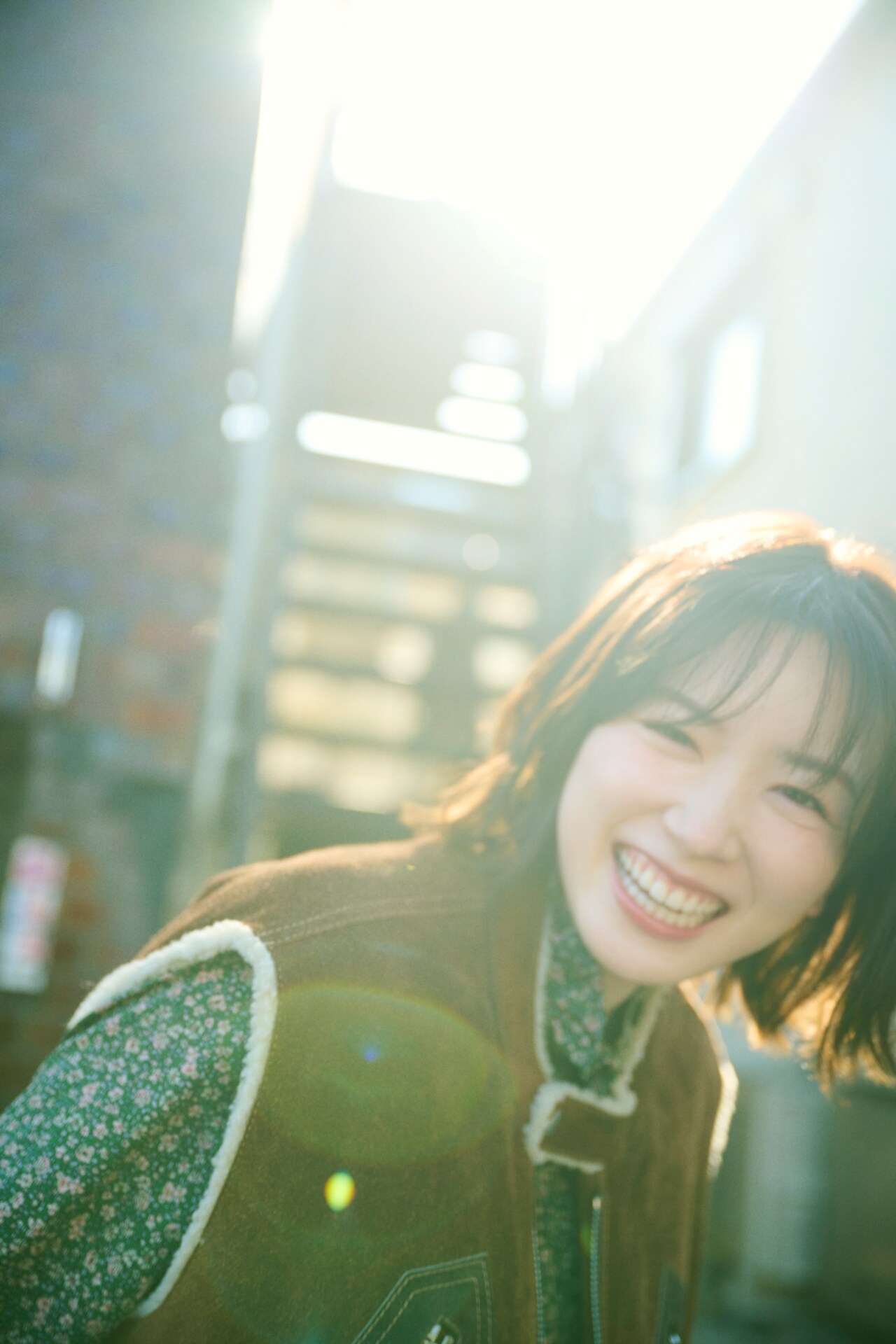 永野芽郁のフォトブック＆スタイルブック スペシャルBOX「MAGNOLIE