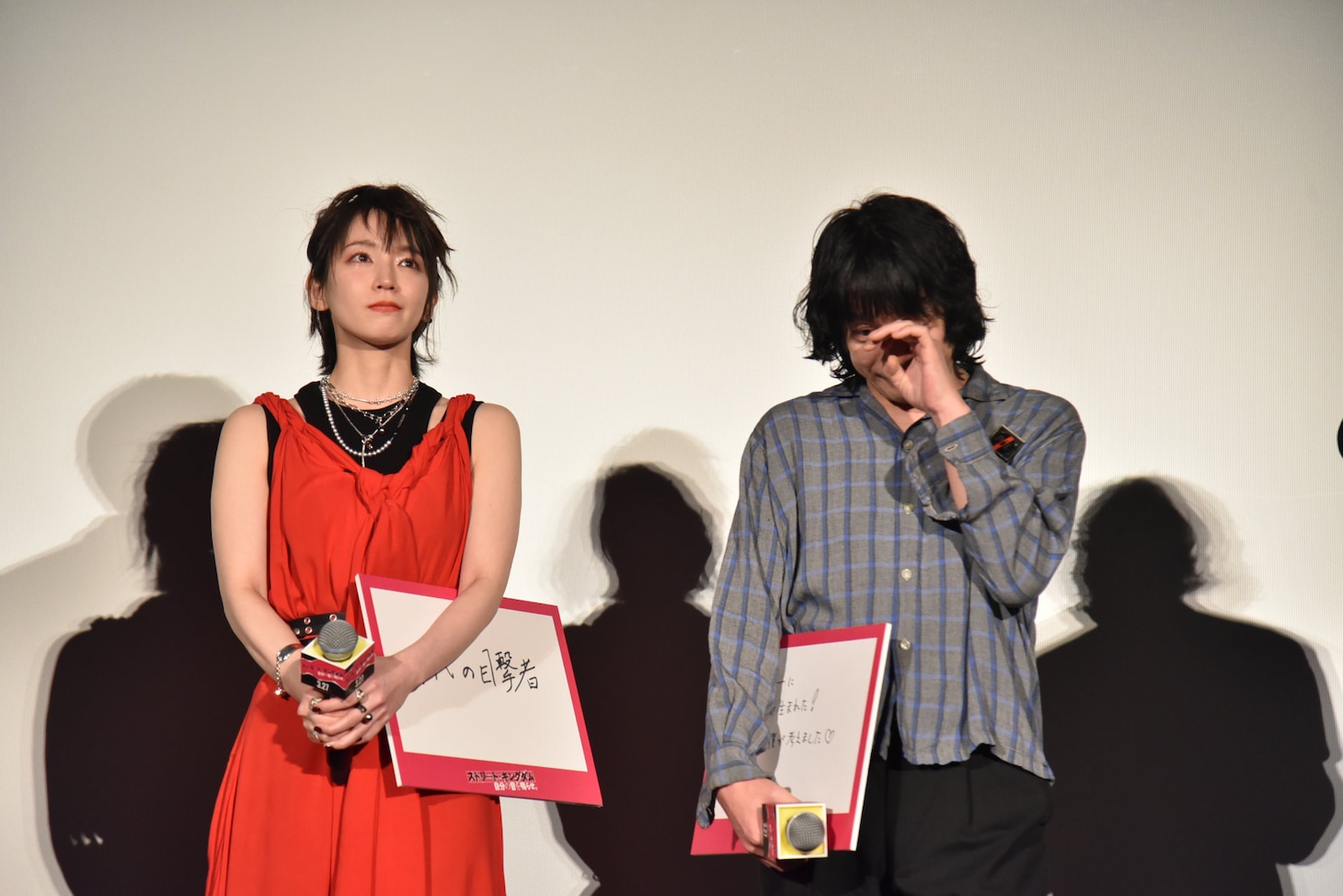 「ストリート・キングダム 自分の音を鳴らせ。」公開記念舞台挨拶の様子。左から吉岡里帆、峯田和伸