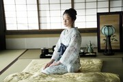 医療時代劇「幕末ヒポクラテスたち」新場面写真より、藤野涼子演じる新左の妹・峰