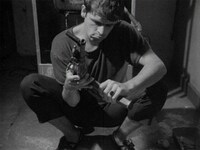 「イン・ザ・カントリー」場面写真