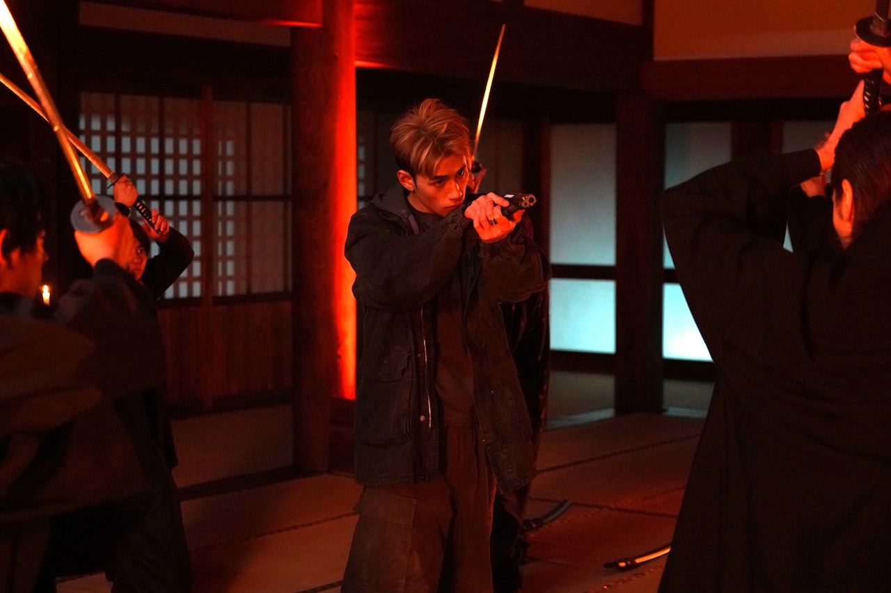 怒涛のアクション！ジェフリー・ガイ×南沙良共演の映画「殺手#4」新映像