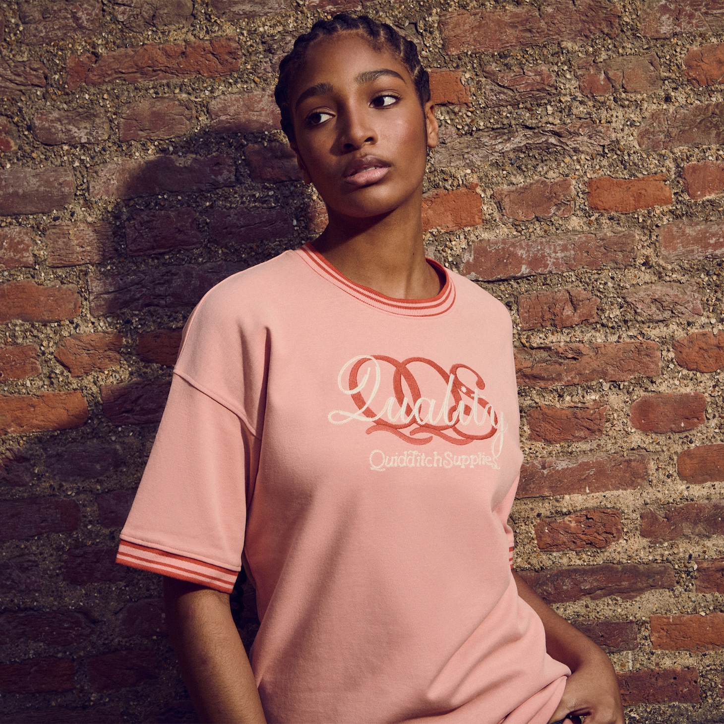 「クィディッチコレクション」高級クィディッチ用具店 ロンドン  Tシャツ（税込3800円）※赤坂ショップ取り扱いなし