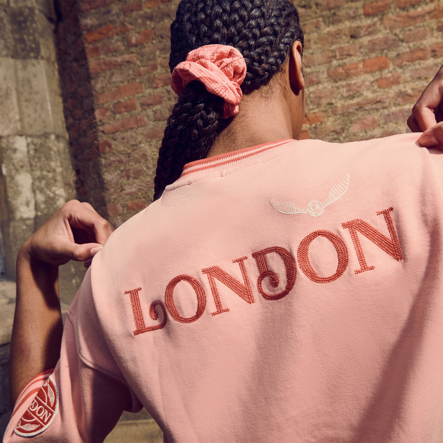 「クィディッチコレクション」高級クィディッチ用具店 ロンドン  Tシャツ（税込3800円）※赤坂ショップ取り扱いなし