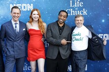 「サンキュー、チャック」2025年6月に行われたLAプレミアの様子。左からトム・ヒドルストン、カレン・ギラン、キウェテル・イジョフォー、マーク・ハミル