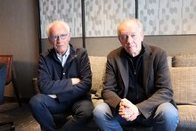 映画「そして彼女たちは」合同取材会に出席したジャン＝ピエール・ダルデンヌ（左）とリュック・ダルデンヌ（右）