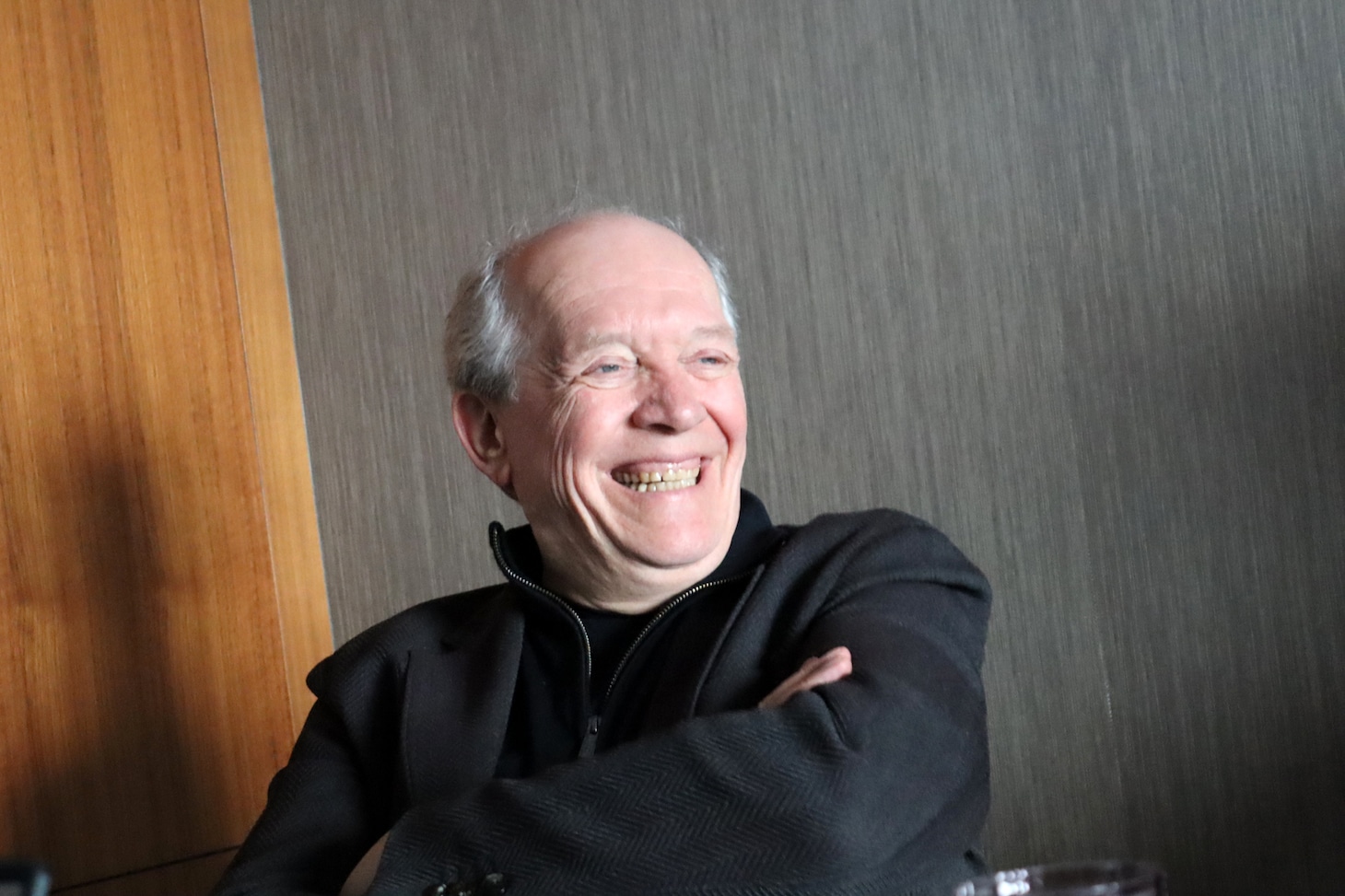 映画「そして彼女たちは」合同取材会に出席したリュック・ダルデンヌ