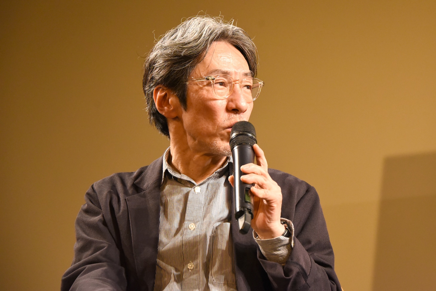 「サンキュー、チャック」トークショー付き一般試写イベントより、翻訳家の白石朗