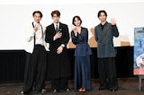 アクション映画「殺手#4（キラー・ナンバー4）」初日舞台挨拶の様子。左からリョン・コイイン（梁居英）、ジェフリー・ガイ（魏浚笙）、南沙良、草川拓弥（超特急）