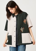 グラニフ「スター・ウォーズ」コレクションより、シャツ・ブラウス（7500円）