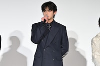 映画「炎かがよへ」初日舞台挨拶に登壇した元之介