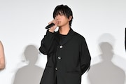 映画「炎かがよへ」初日舞台挨拶に登壇した荒木飛羽