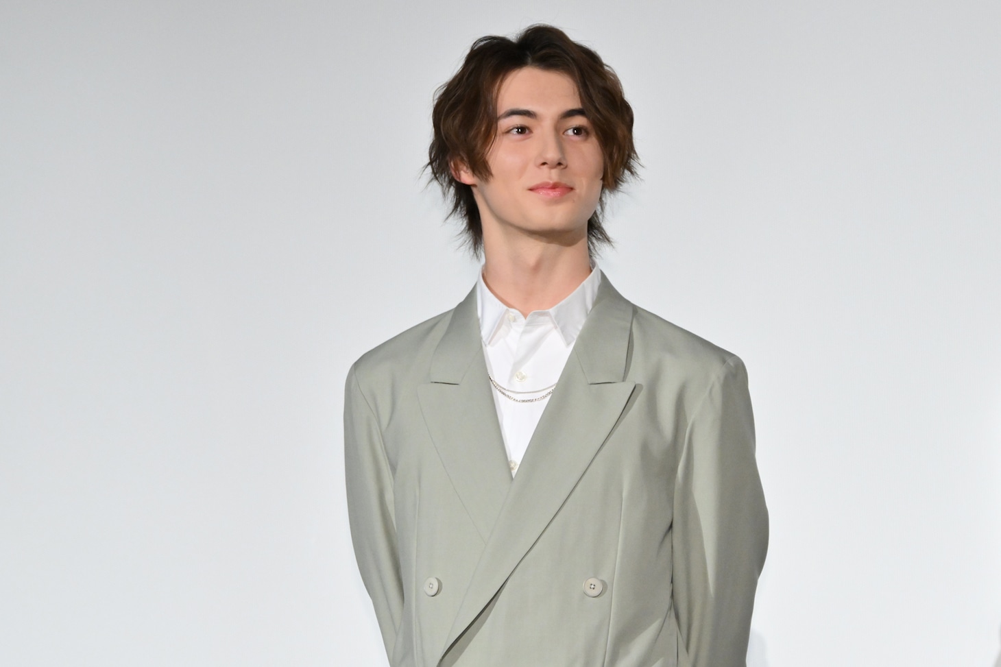 映画「炎かがよへ」初日舞台挨拶に登壇した翔