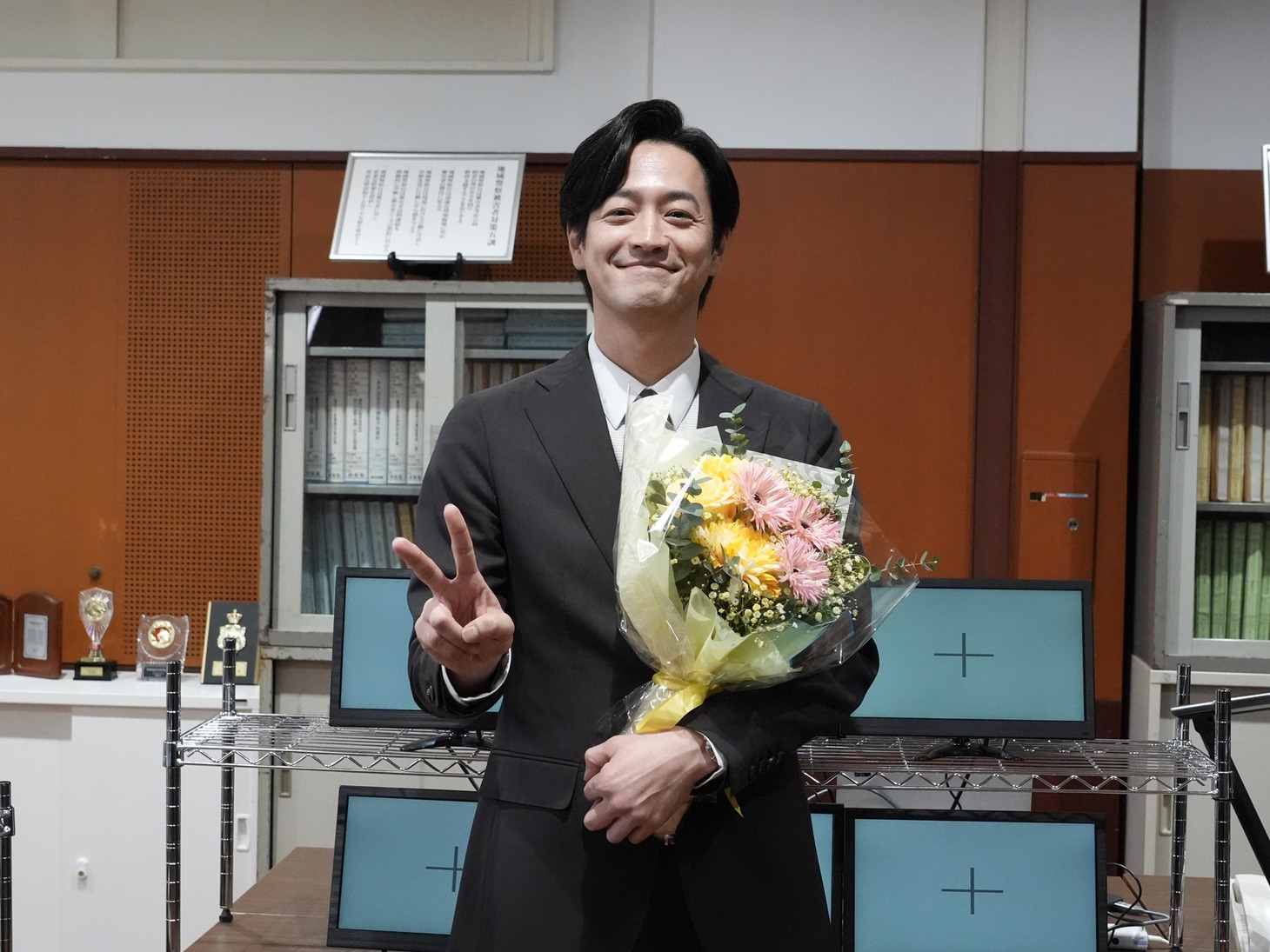 ドラマ「東京P.D. 警視庁広報2係」の撮影を終えた竹財輝之助