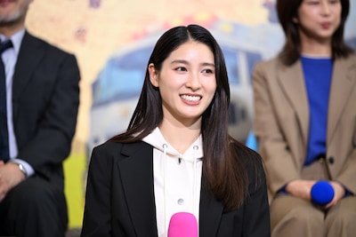 ドラマ「ボーダレス～広域移動捜査隊～」の現場で「太鳳ちゃん、たおたお」と呼ばれている土屋太鳳