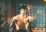 ブルース・リー主演映画「ドラゴン怒りの鉄拳」場面写真 ©2010 Fortune Star Media Limited. All Rights Reserved.