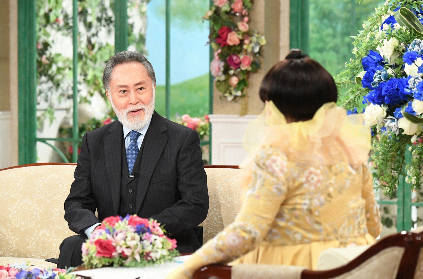 4月8日放送「徹子の部屋」に出演した北大路欣也（奥）