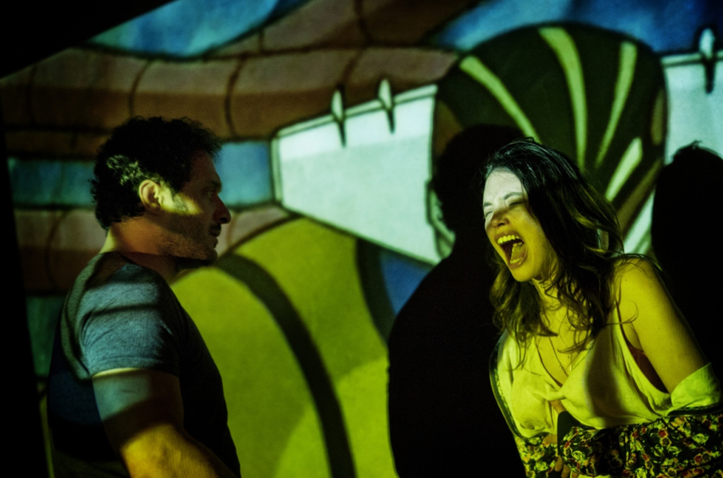 「皆はこう呼んだ、鋼鉄ジーグ」（原題「Lo chiamavano Jeeg Robot」）場面写真