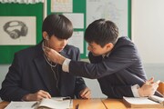 韓国映画「君と僕の5分」場面写真。J-POPを通じて心を寄せ合う高校生たちの姿が瑞々しく描かれる