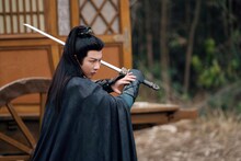 中国時代劇「折腰」配信決定、ラレイナ・ソン×リウ・ユーニンが贈る政略結婚から始まるロマンス【あらすじ・キャスト情報あり】