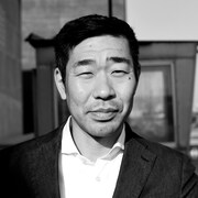 食器用洗剤「キュキュット」のタイアップ作品でプロデューサーを務める五箇公貴