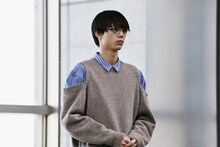 映画「君のクイズ」場面写真。水沢林太郎演じる赤岩