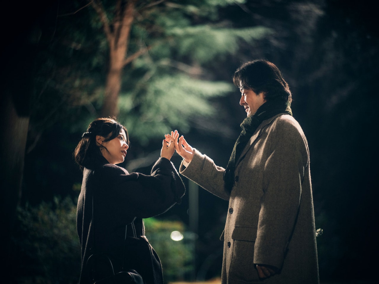 岸井ゆきの×浅野忠信×岨手由貴子「すべて真夜中の恋人たち」カンヌ映画祭ある視点部門に出品