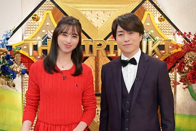 「ドラマでクイズ！THEキリヌキ」でMCを務める櫻井翔（右）と中条あやみ（左）