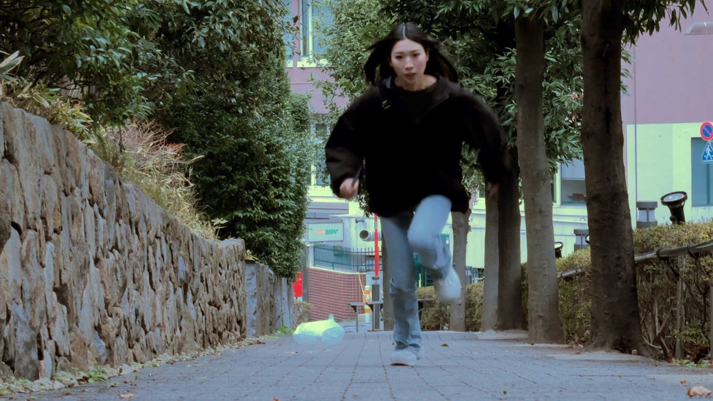 「無こその存在 あるいは鮎子の人生」場面写真