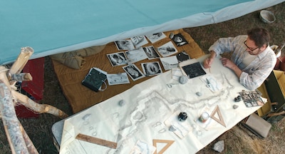 「地底への旅」場面写真 ©︎2021 DOPPIO NODO DOUBLE BIND - ESSENTIAL FILMS - SOCIETE PARISIENNE DE PRODUCTION - ARTE FRANCE CINEMA