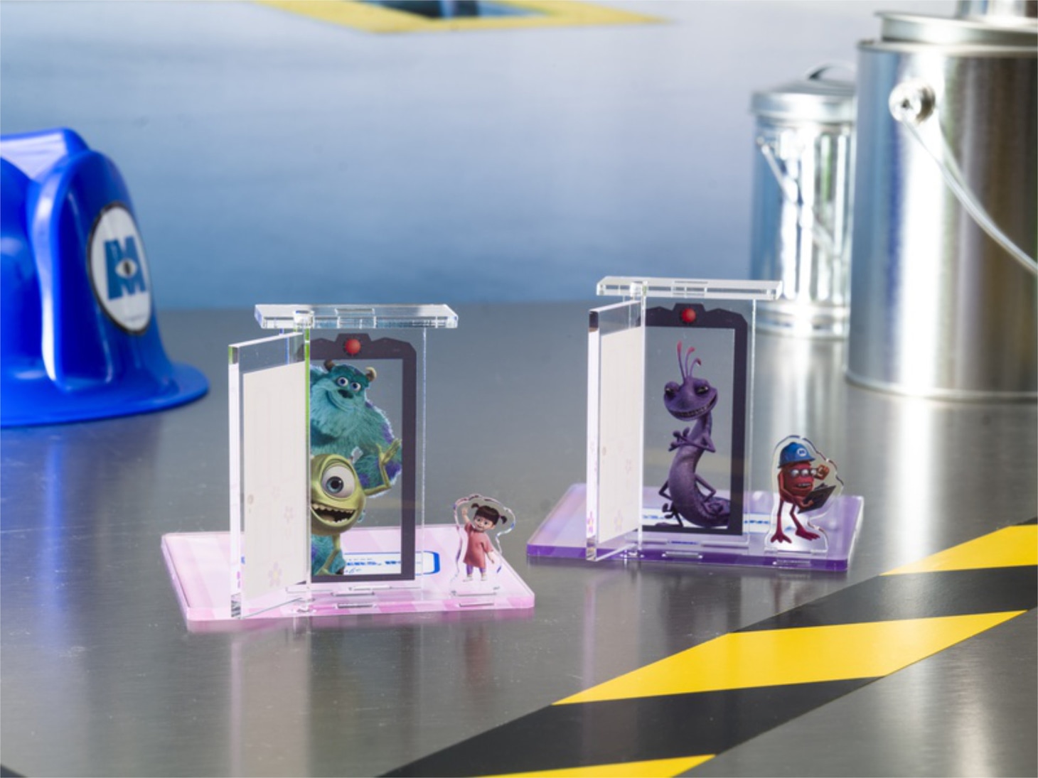 ドア型アクリルスタンドコースター（税込1430円）