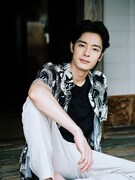 ドラマ「天狗の台所 Season3」より、塩野瑛久演じる愛宕有意