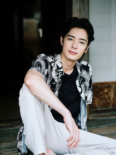 ドラマ「天狗の台所 Season3」より、塩野瑛久演じる愛宕有意