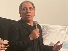 2024年12月、舞台挨拶に登壇したモフセン・マフマルバフ