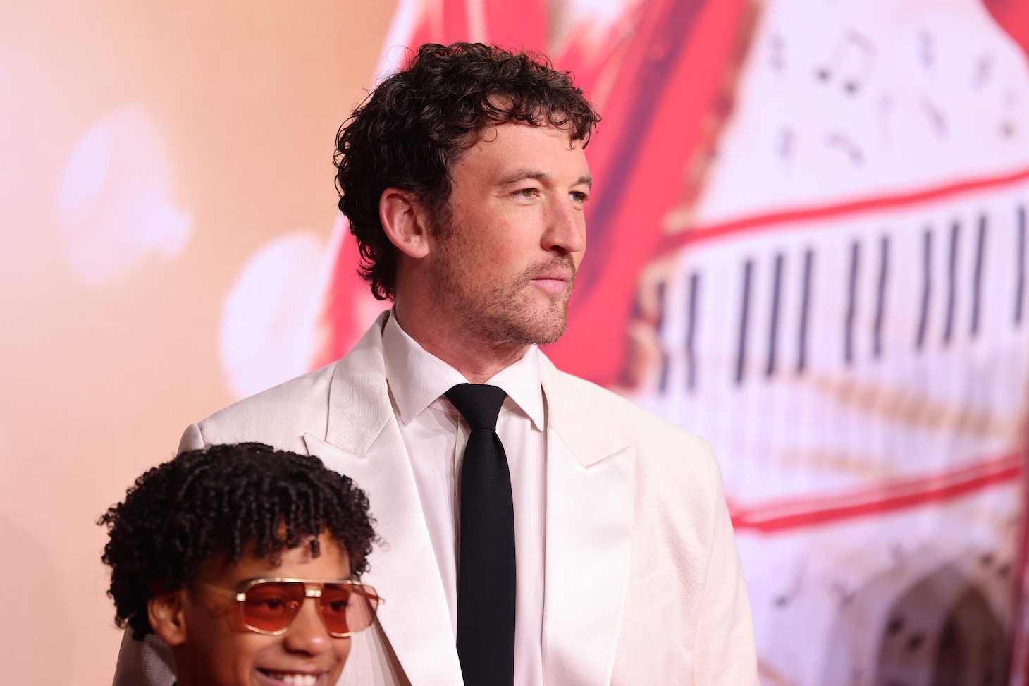 「Michael／マイケル」ベルリン・ワールドプレミアに参加したマイルズ・テラー