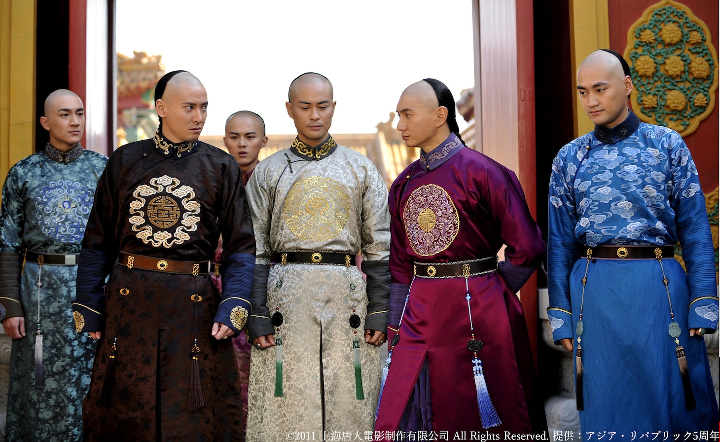 放送当時、中国で「一番好きな皇子は誰？」という話題が飛び交った「宮廷女官 若曦（じゃくぎ）」。中国ドラマ「鳳凰の飛翔」のユエン・ホン（袁弘）や「与鳳行」のケニー・リン（林更新）が皇子を演じている