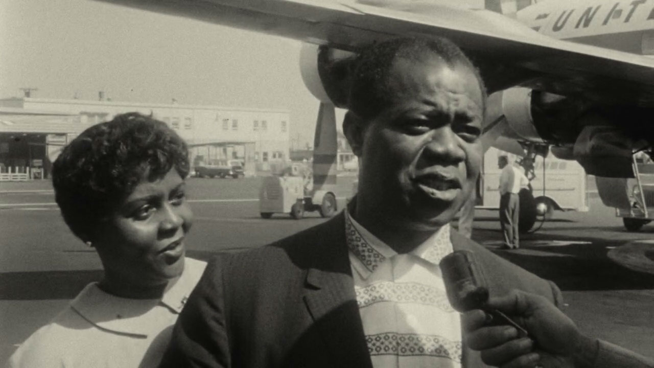 ドキュメンタリー映画「叛逆のサウンドトラック」より、ルイ・アームストロング（右）