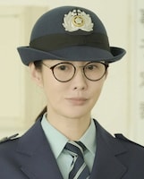 ともさかりえ演じる瀬下万美子