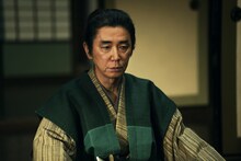 「黒牢城」より、ユースケ・サンタマリア演じる秋岡四郎介（あきおかしろうのすけ）。荒木村重の家臣であり凄腕の剣豪