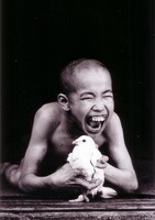 「水俣—患者さんとその世界—（完全版）」場面写真 ©1971 東プロダクション/パラブラ ©塩田武史