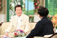 4月16日放送の「徹子の部屋」に出演する遠藤憲一（左）