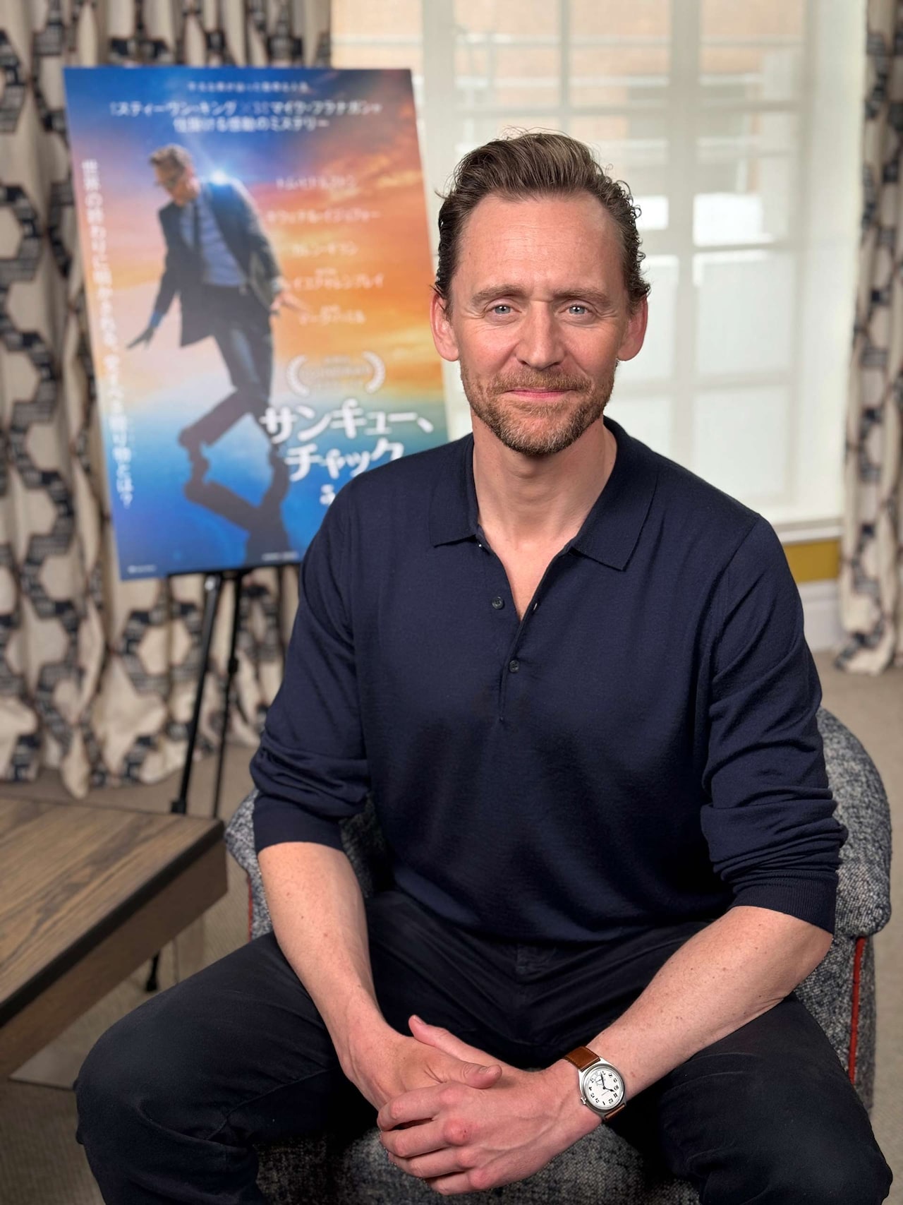 トム・ヒドルストン「サンキュー、チャック」のダンスシーン語る「魔法の瞬間が起きます」